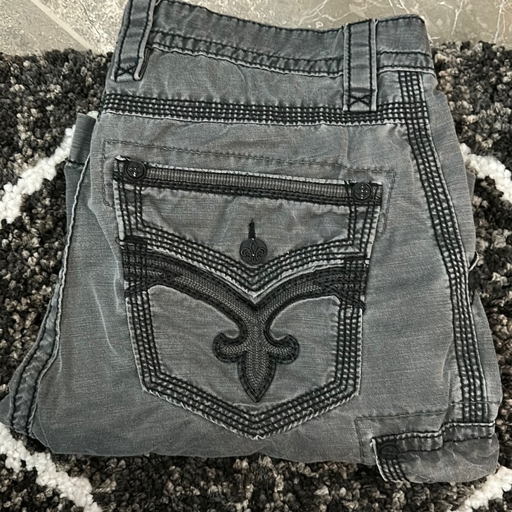 Men’s Rock Revival cargo shorts